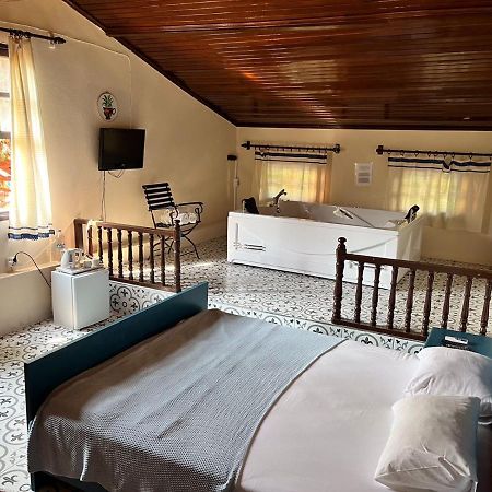 Mehmet Arif Bey Boutique Hotel Анталия Екстериор снимка