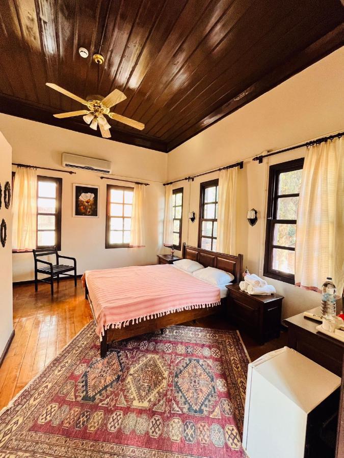 Mehmet Arif Bey Boutique Hotel Анталия Екстериор снимка